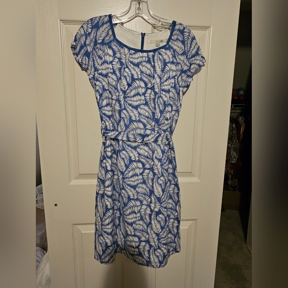 Boden Blue w/ White Fern Leaves Dress sz 8R